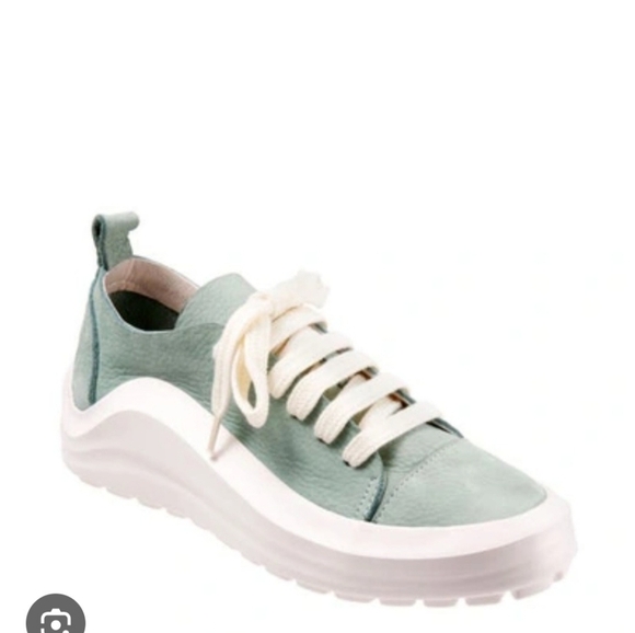 Bueno Rumour Platform Sneaker In Pale Green Leather Size 38 - Picture 2 of 11